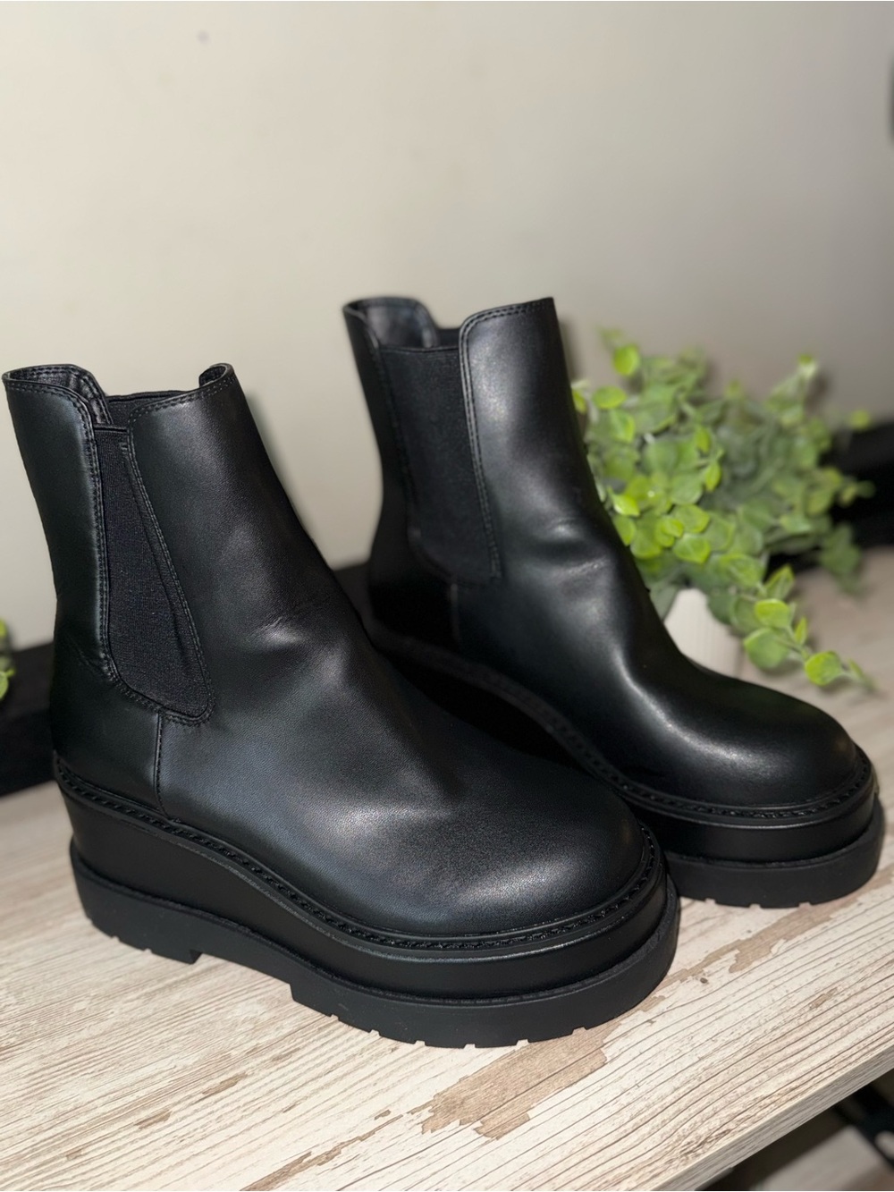 Jessica Simpson Black Leather Platform Chelsea Booties